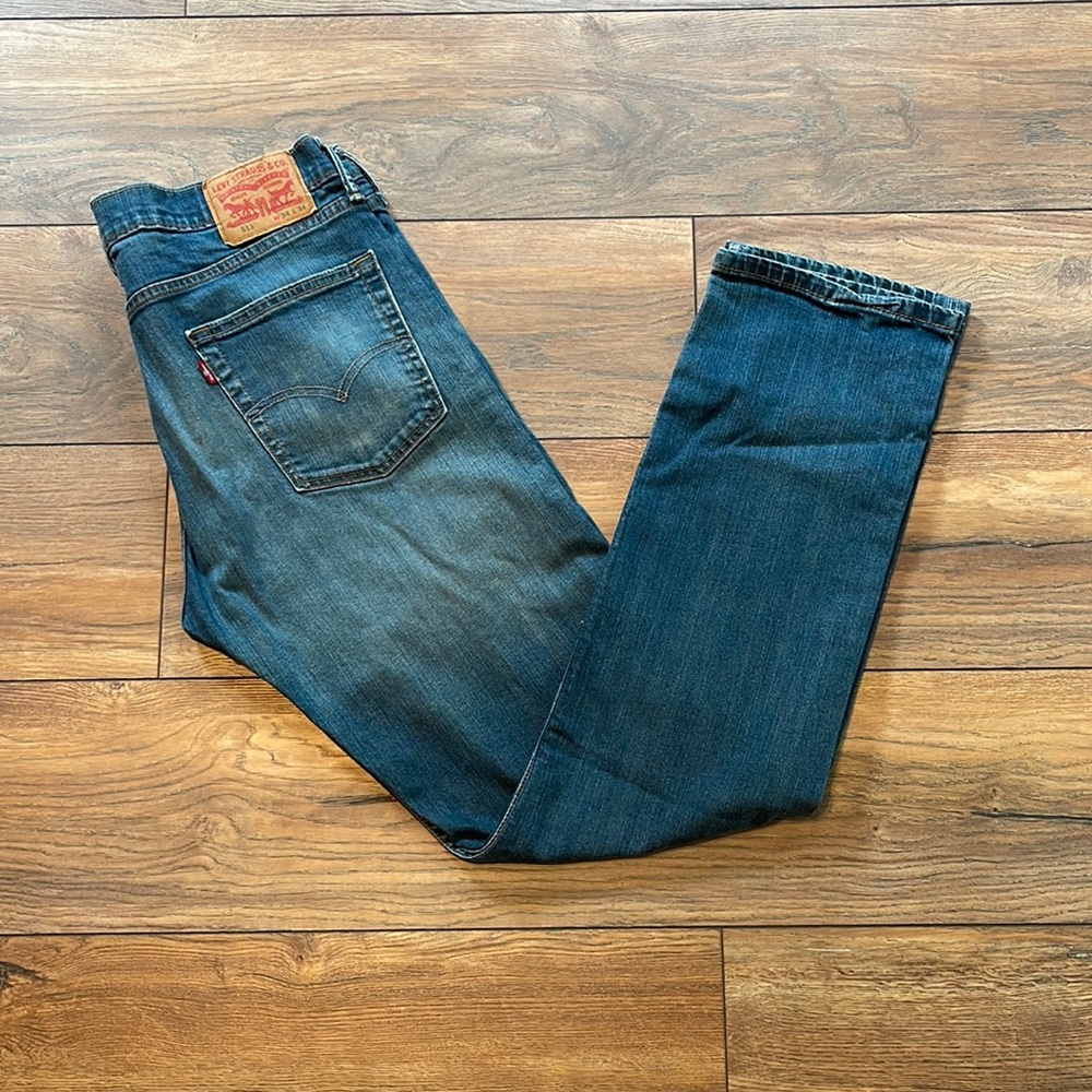 Levi’s 513 Jeans
